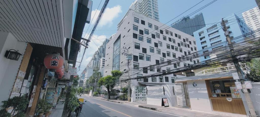 Twenty Three Residence Bangkok Exterior foto